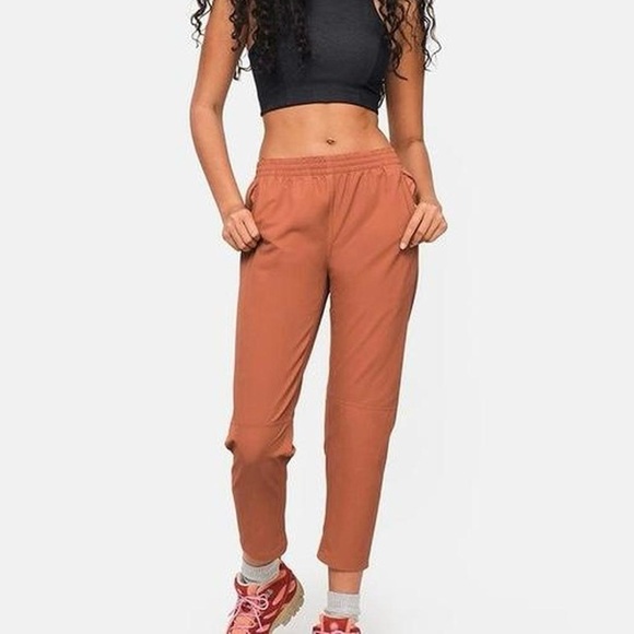 Outdoor Voices Pants - outdoor voices - rectrek pant athletic bottoms outdoor crop zip pockets orange
